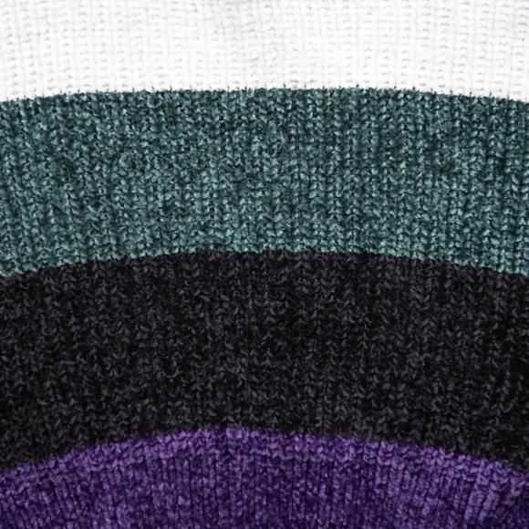 Ribbed Cropped Colorful Sweater - Picture 4 of 15